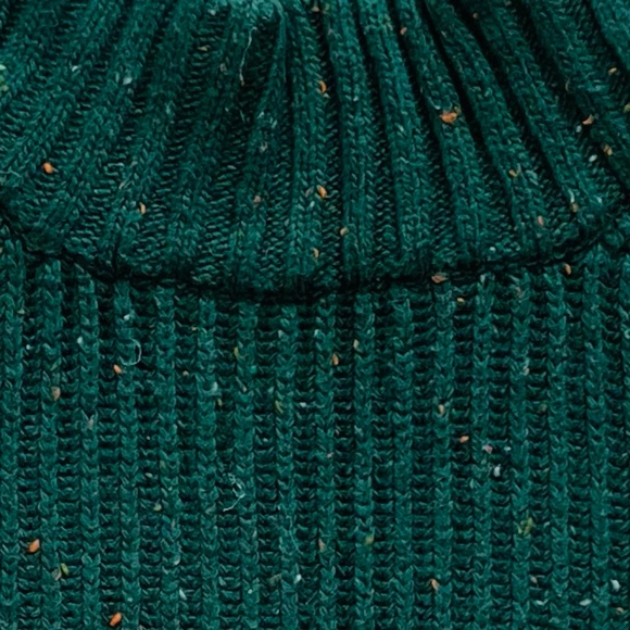 Urban Outfitters Cropped Green Turtleneck Sweater - Picture 4 of 7